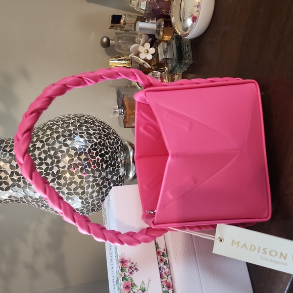 MADISON WEST Fuchsia Mini Bag with Braided handle & chain strap NWT - Picture 8 of 16